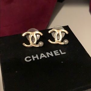 Chanel Pearl earrings